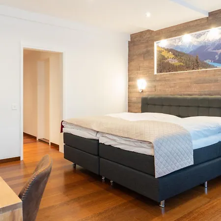 ヨーロッパ ホテル 4*