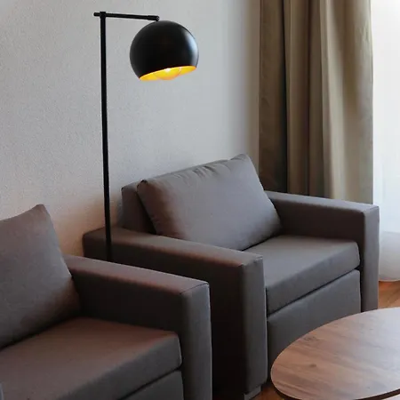 ヨーロッパ ホテル 4*