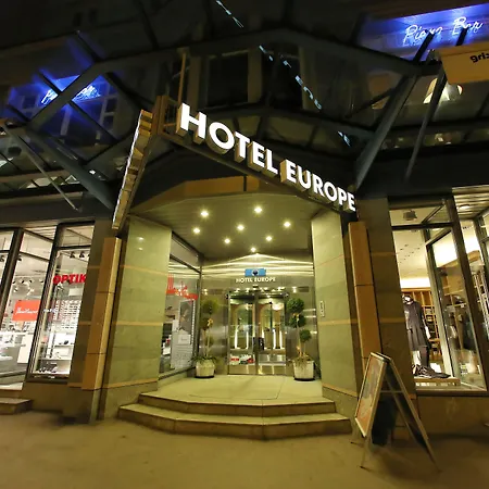 Europe 호텔 4*