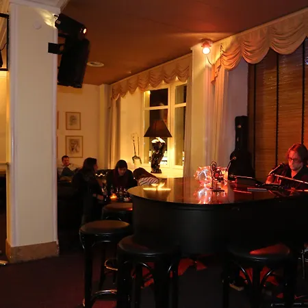 Ξενοδοχείο Europe 4*